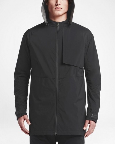 nike windstopper jacket